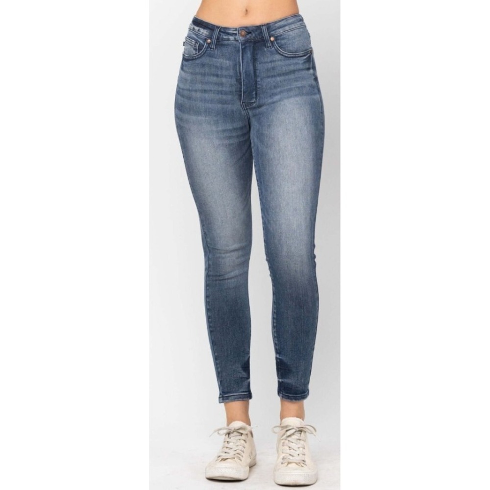 Judy Blue High Rise Faded Blue Skinny Jeans
